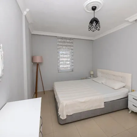 Lovely House With Captivating View In Gumusluk, Bodrum * غوموشْلوك